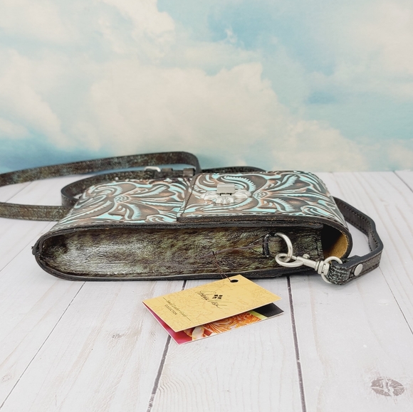 Patricia Nash Canicella Phone Crossbody - Picture 4 of 10